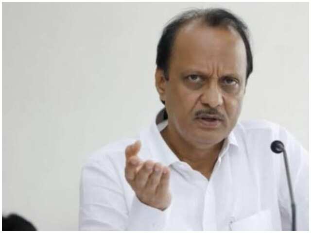 யாரும் என்னை பேச விடாமல் தடுக்கவில்லை... நான் ரெஸ்ட் ரூம் தான் போனேன்.. அஜித் பவார் விளக்கம்