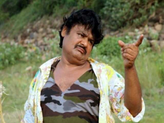 த்ரிஷா, குஷ்பு, சீரஞ்சீவி மீது மானநஷ்ட வழக்கு தொடர உள்ளதாக மன்சூர் அலிகான் அறிவிப்பு