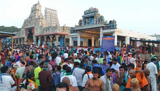 திருச்செந்தூர் முருகன் கோயிலில் 2 நாட்களுக்கு சாமி தரிசனம் ரத்து!