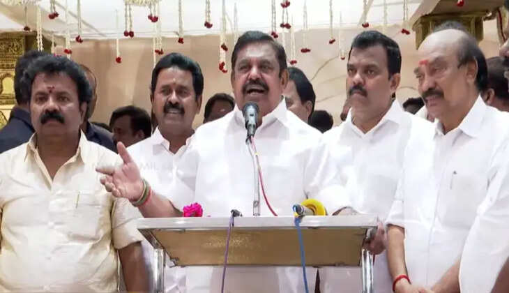 தொழில் முதலீட்டை இப்படி தான் ஈர்ப்பீர்களா? செய்தித் தாளில் புகைப்படம் மாறி வந்து விட்டதோ? - இபிஎஸ்