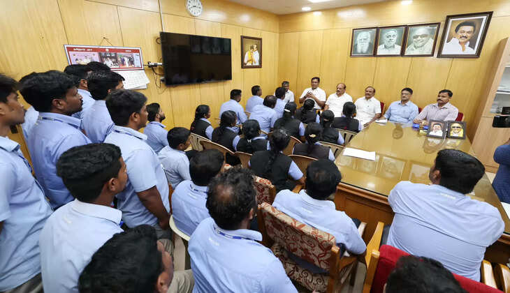 சாம்சங் தொழிலாளர்கள் போராட்டம் - ஒரு தரப்பினருடன் உடன்பாடு! அந்த 14 கோரிக்கைகள் என்னென்ன??&nbsp;