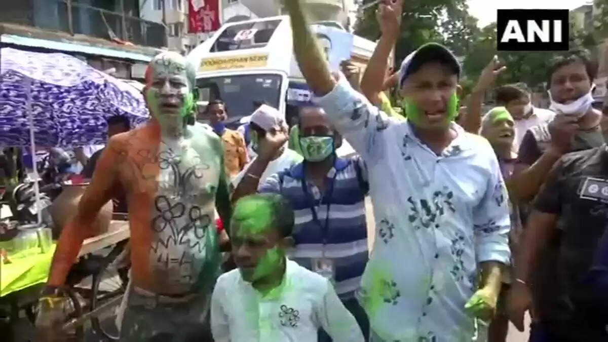 திரிணாமுல் காங்கிரஸ் தொண்டர்கள்