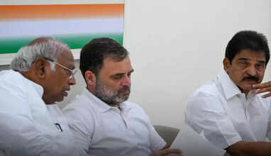 கூட்டணி தொடர்பாக பொதுவெளியில் கருத்து கூற வேண்டாம் - கட்சியினருக்கு காங்கிரஸ் தலைமை அறிவுறுத்தல்