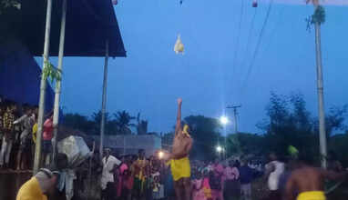 கிருஷ்ண ஜெயந்தியையொட்டி உறியடி திருவிழா