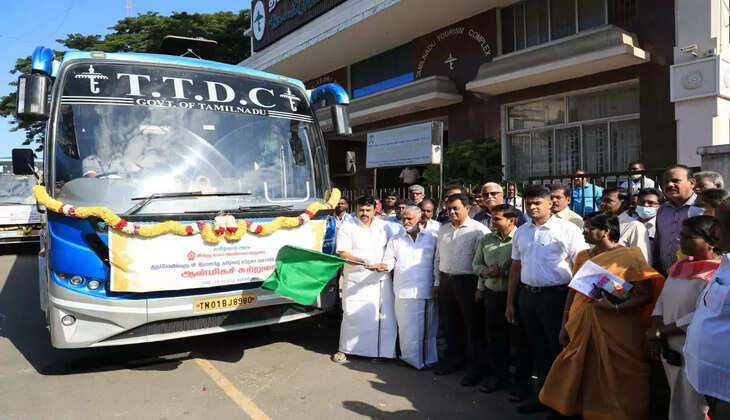 பெருமாள் கோயில்களுக்கு  புரட்டாசி மாத ஆன்மீக சுற்றுலா -  கொடியசைத்து தொடங்கி வைத்த அமைச்சர்கள்..