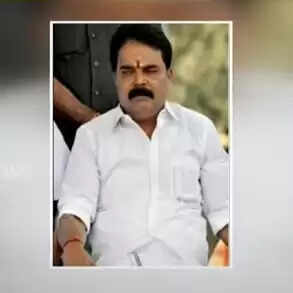 எடப்பாடி பழனிசாமியின் நெருங்கிய நண்பருக்கு சொந்தமான கல்லூரியில் ஐடி ரெய்டு!