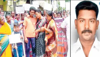 குவைத்தில் சுட்டுக்கொல்லப்பட்ட முத்துக்குமரன் :  நாளை தாயகம் வரும் உடல்..