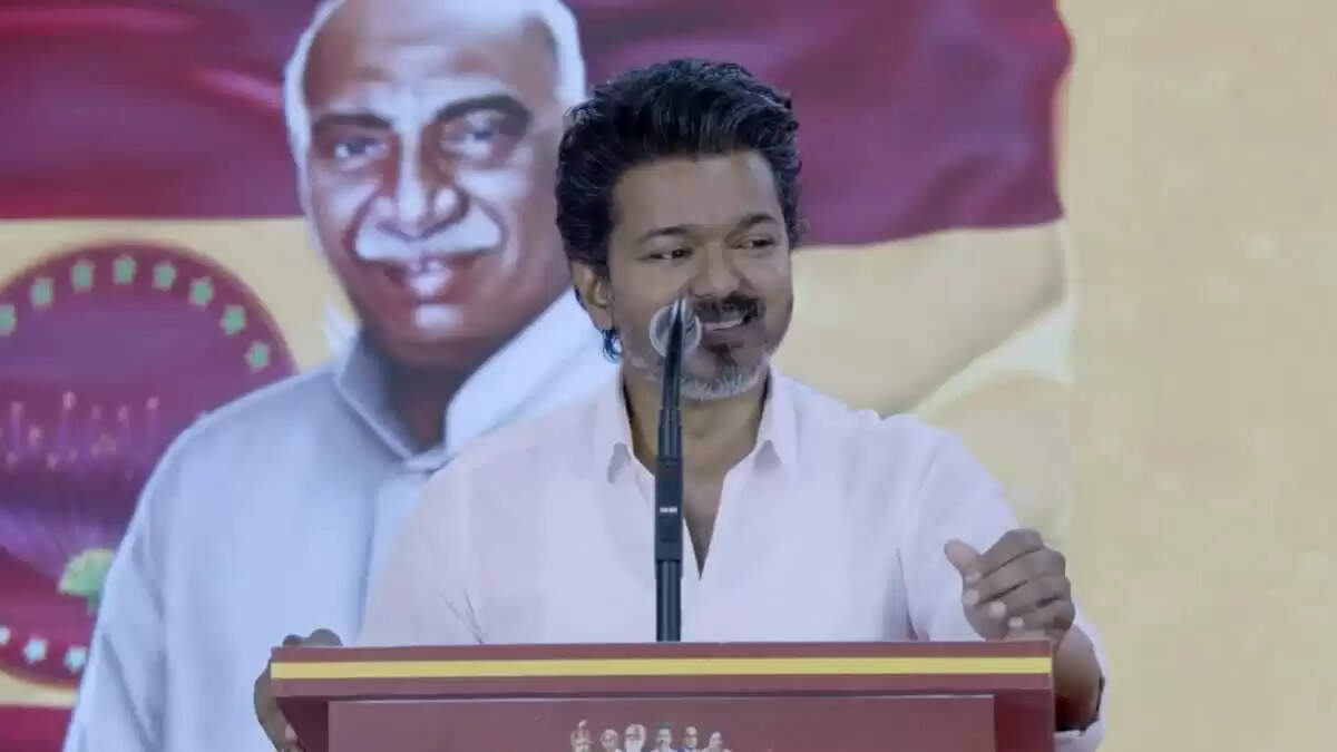 தேதி குறித்தார் விஜய்... நிர்வாகிகள் குஷி..! தவெக சார்பில் விருப்பமனு விநியோகம் தேதி அறிவிப்பு..!