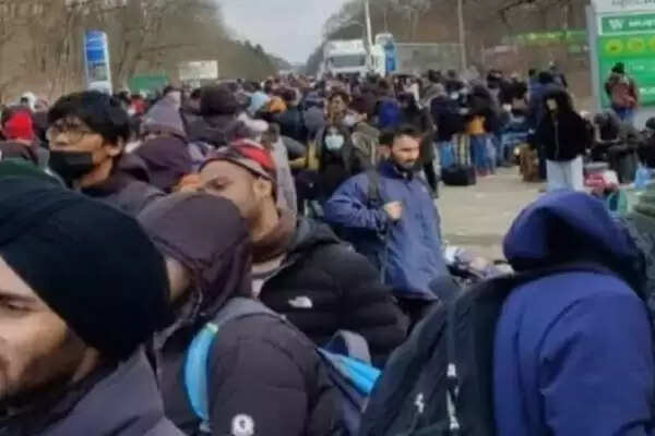 டெல்லியில் தமிழக சிறப்புக்குழு , வெளியுறவுத் துறை அமைச்சர் ஜெய்சங்கருடன் சந்திப்பு..