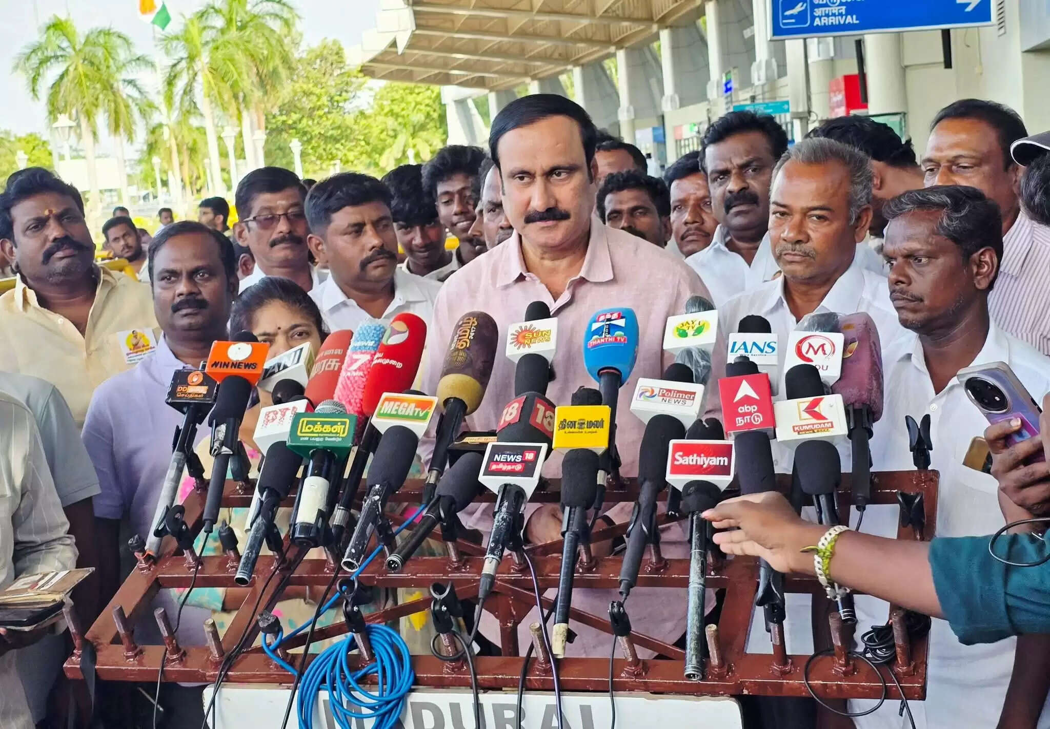 அன்புமணி