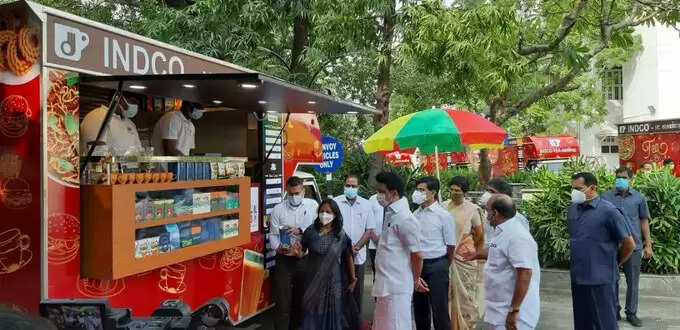 20 நடமாடும் தேநீர் கடைகள் - முதலமைச்சர் ஸ்டாலின் தொடங்கி வைத்தார்.