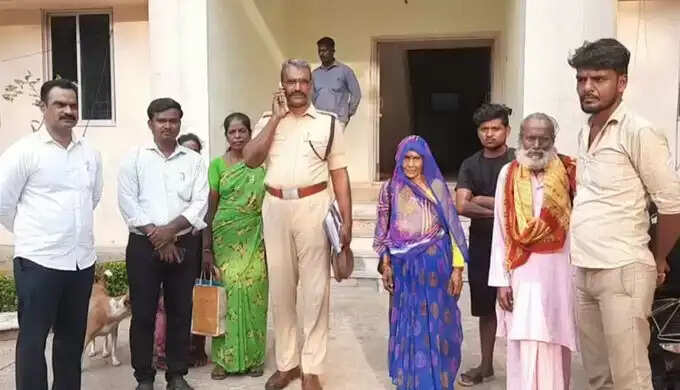 சுற்றுலா வந்த இடத்தில் வழி தவறிய உ.பி மூதாட்டி! உறவினர்களுடன் சேர்த்த கடலூர் போலீசார்