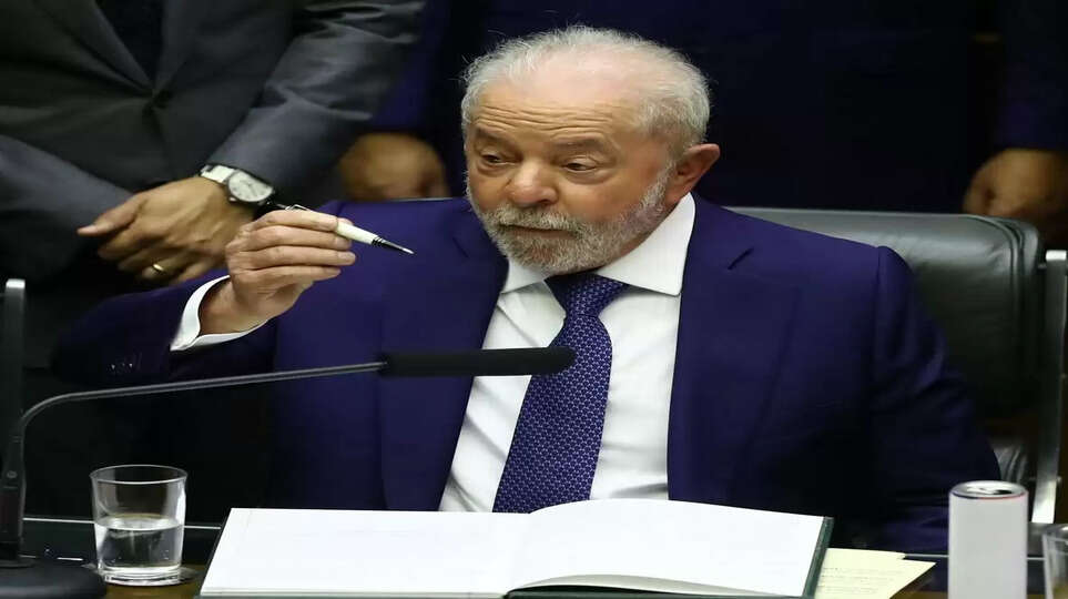 12  ஆண்டுகளுக்குப் பின் பிரேசில் அதிபரானார் லுலா டா.. !!