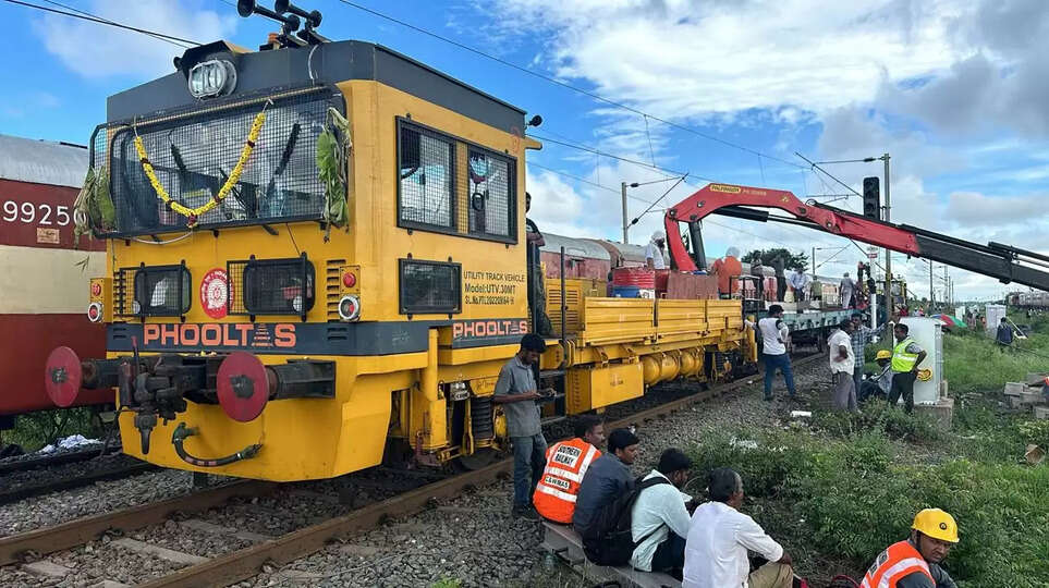 வாரத்துக்கு ஒரு விபத்து.. ஆய்வு மட்டும் செய்றீங்க..! தீர்வு என்ன? - சு.வெங்கடேசன் கேள்வி..