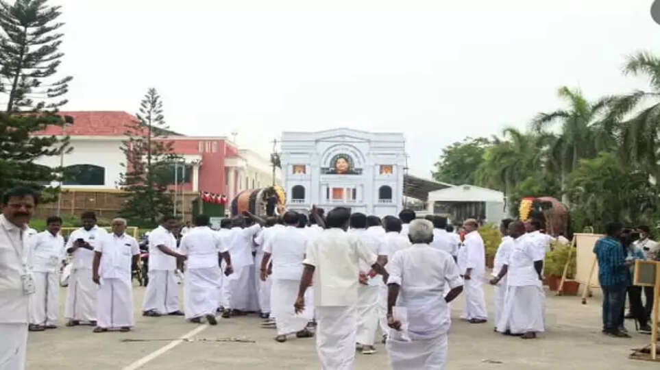 க்ஷ்ழ்