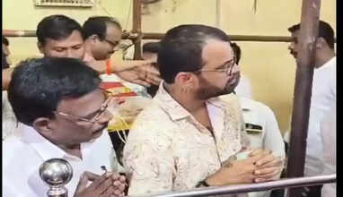 தாடி பாலாஜி