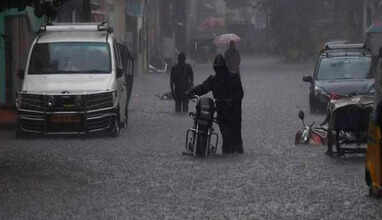 கடலூரில் திடீர் சூறாவளி காற்றுடன் கூடிய கனமழை