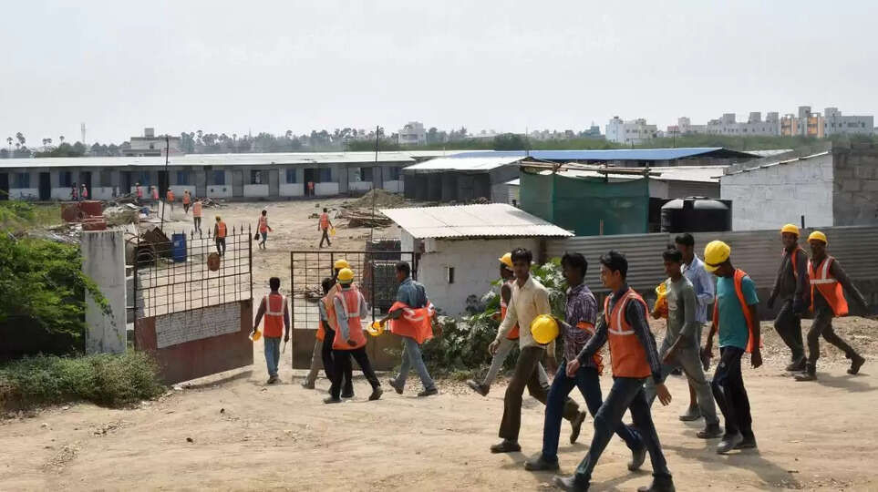 வடமாநில தொழிலாளர்கள் விவகாரம் : பீகார் அதிகாரிகள்,தமிழக அரசுடன் இன்று மாலை ஆலோசனை.. 