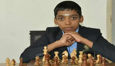 உலக சதுரங்க வாகையாளரை மீண்டும் வீழ்த்திய பிரக்ஞானந்தா.. ஓபிஎஸ் பாராட்டு..