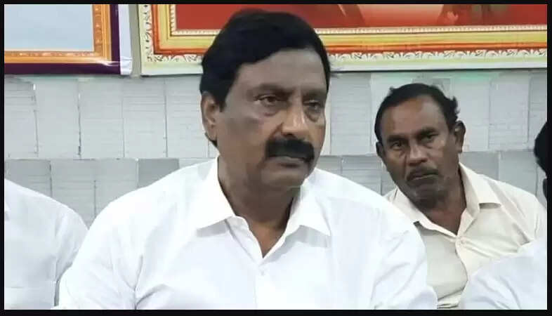 அதிமுக மாநில செயலாளர் அன்பழகன்