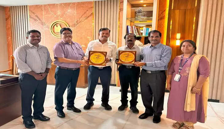 சென்னை மெட்ரோ இரயில் நிறுவனத்திற்கு 2 விருதுகள்..!!