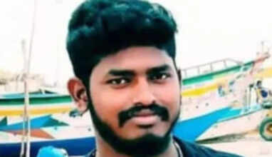 தூத்துக்குடியில் கடலில் தவறி விழுந்து மீனவர் உயிரிழப்பு