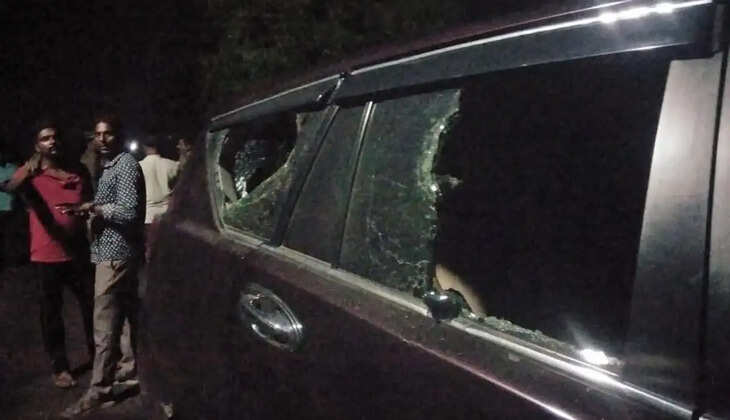 அதிமுக ஊராட்சி மன்ற உறுப்பினர் &nbsp;சரமாரியாக வெட்டி கொலை - கார் மீது நாட்டு வெடிகுண்டு வீச்சு