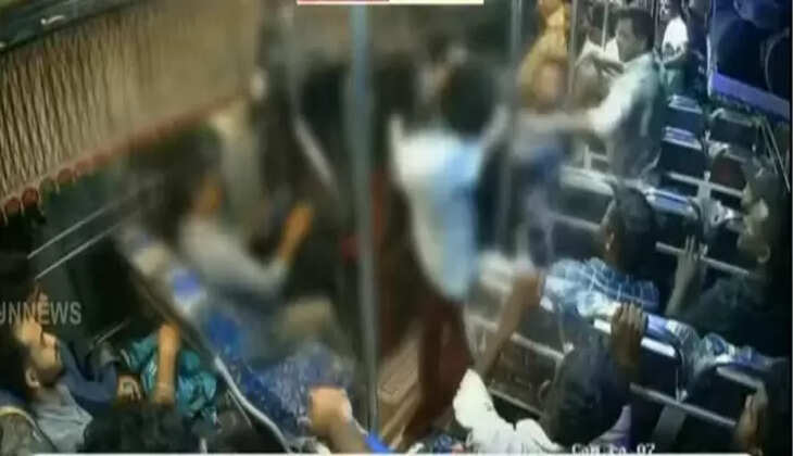 ஓடும் பேருந்தில் நடத்துரை தாக்கிய இளைஞர்கள்..! சிசிடிவி காட்சிகளைக் கொண்டு தட்டித்தூக்கிய போலீஸ்..