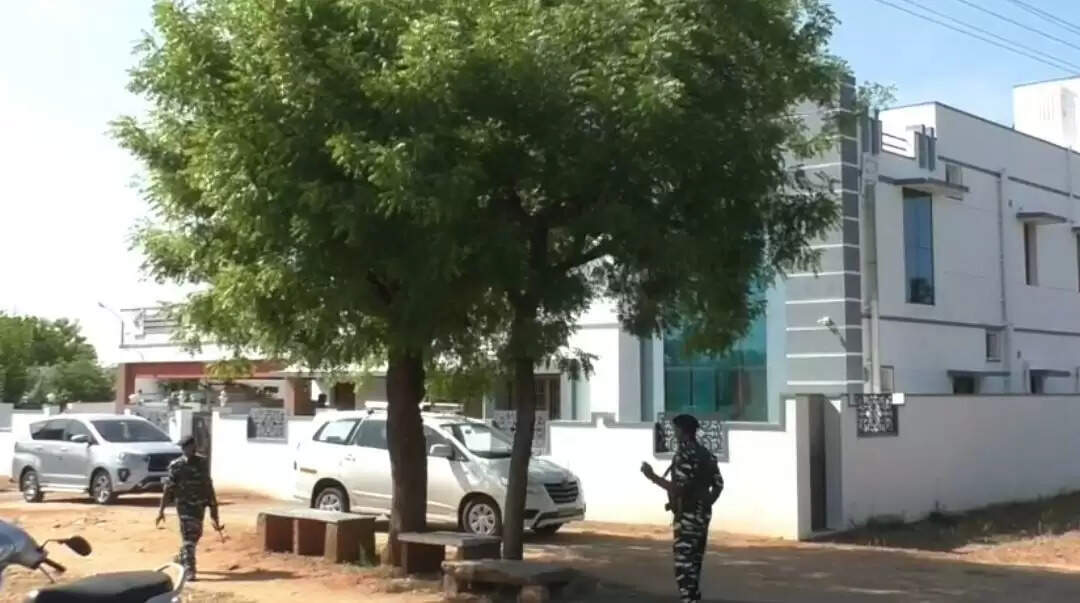 senthil balaji house