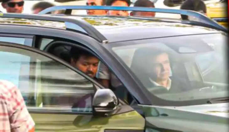 ரெனால்ட் டஸ்டர் காரை ஓட்டிப் பார்த்து ஆய்வு செய்த முதல்வர்!