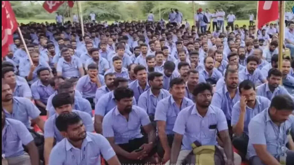 samsung தொழிலாளர்கள் போராட்டம்