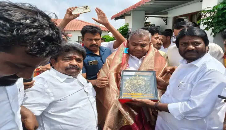முருகுமாறன்