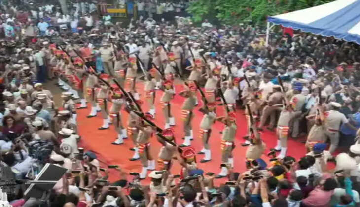 தேனிசை தென்றல் தேவா உடலுக்கு 72 குண்டுகள் முழங்க அரசு மரியாதை!