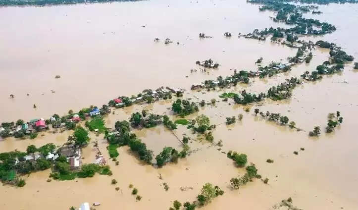 அசாம் வெள்ளம் : 100 பேர் பலி.. 54.7 லட்சம் மக்கள் பாதிப்பு..