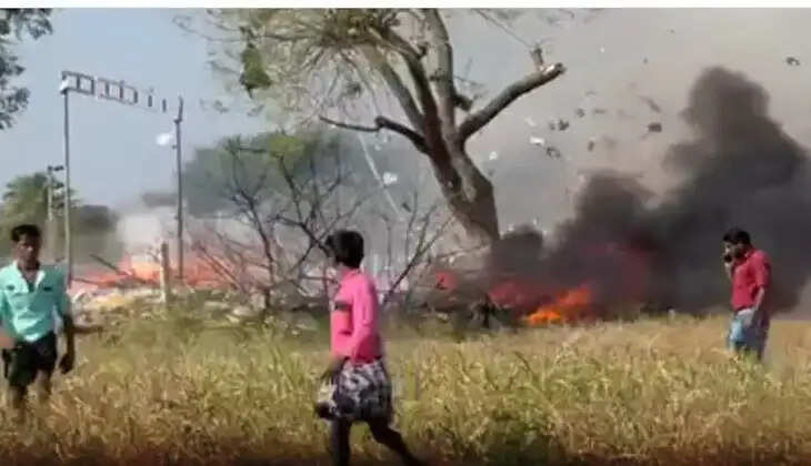 சிவகாசியில் உடல் கருகி 4 பேர் பலி- 11 பேர் கைது