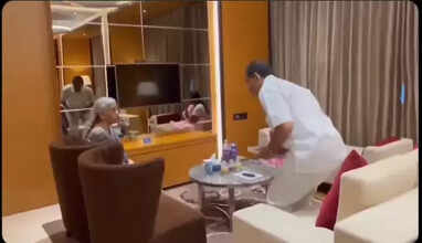 அன்னபூர்ணா சீனிவாசன் நிதியமைச்சர் நிர்மலா சீதாராமனிடம் மன்னிப்புக் கோரினார்.