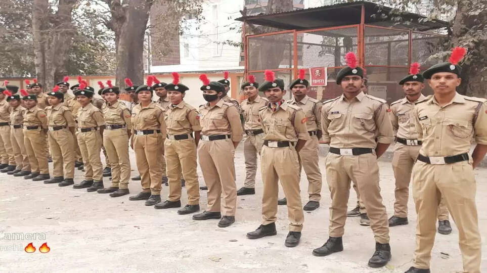 இளைஞர் நலன், விளையாட்டு மேம்பாட்டுத்துறை - என்.சி.சி மாணவர்கள்