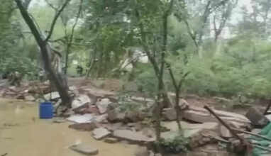 லக்னோவில் சுவர் இடிந்து விழுந்து 9 பேர் பலி.. 