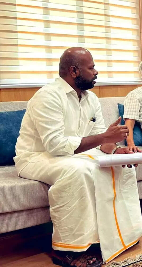 அமைச்சர் செந்தில் பாலாஜி குறித்து அவதூறு : அண்ணாமலையின் ஆலோசகர் கைது..