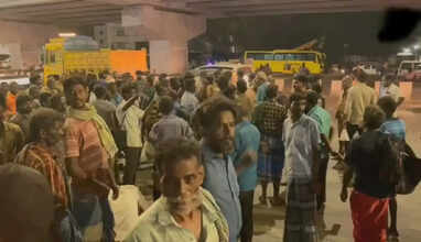 தூங்கிக்கொண்டிருந்தவர்கள் மீது தடியடி நடத்துய போலீஸ்..!  மறியலில் ஈடுபட்ட மக்கள்.. கோயம்பேட்டில் பரபரப்பு..