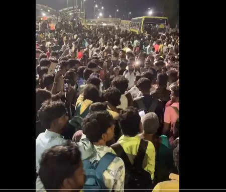 கிளாம்பாக்கம் பேருந்து நிலையம் - கூட்ட நெரிசல்