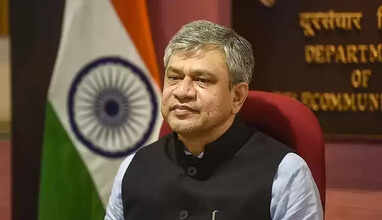 அஸ்வினி வைபவ்