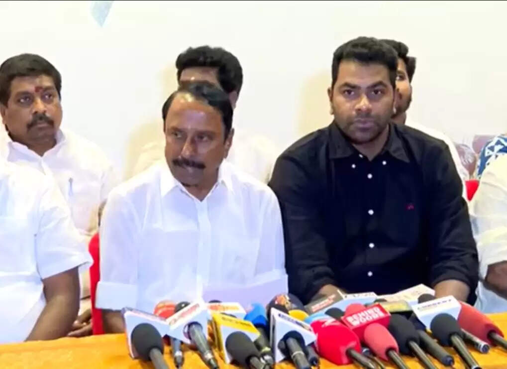 “எதிர்காலத்தில் தமிழ்நாட்டை ஆளும் திறன் கொண்ட ஒரே தலைவர் விஜய்தான்”- செங்கோட்டையன்