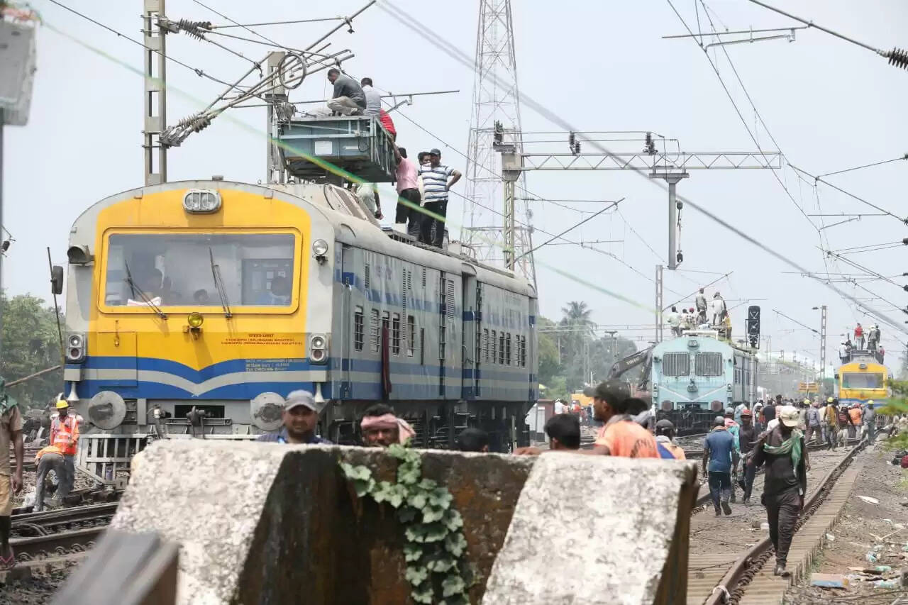 ஒடிசா ரயில் விபத்து : இன்று 125 ரயில் சேவைகள் ரத்து..