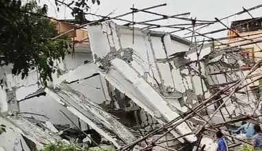 நொடிப்பொழுதில் சட்டென சரிந்த அடுக்குமாடி கட்டடம்! அதிர்ச்சி காட்சி