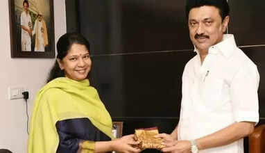 கழக தலைவராக 6ம் ஆண்டில் மு.க.ஸ்டாலின் - கனிமொழி வாழ்த்து..