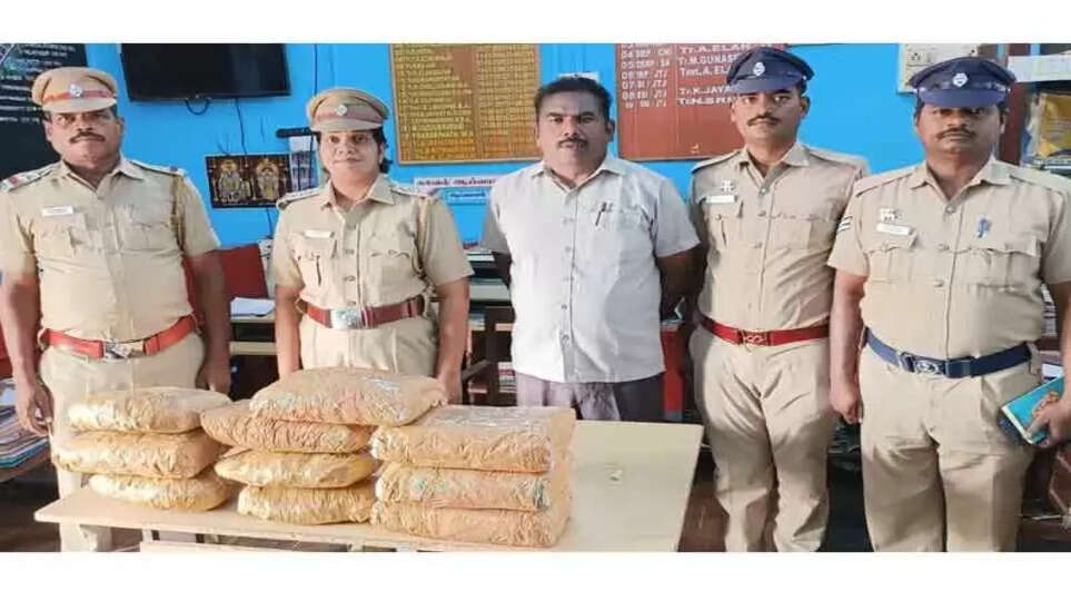 ஜோலார்பேட்டை அருகே ரயிலில் கடத்திவரப்பட்ட 10 கிலோ கஞ்சா பறிமுதல்