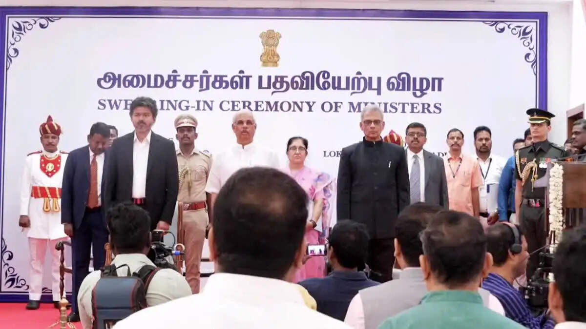 #BIG BREAKING : தமிழக அமைச்சர்களுக்கான துறைகள் அறிவிப்பு..! செங்கோட்டையன் வசமிருந்த நிதித்துறை, மரிய வில்சனுக்கு மாற்றம்..!