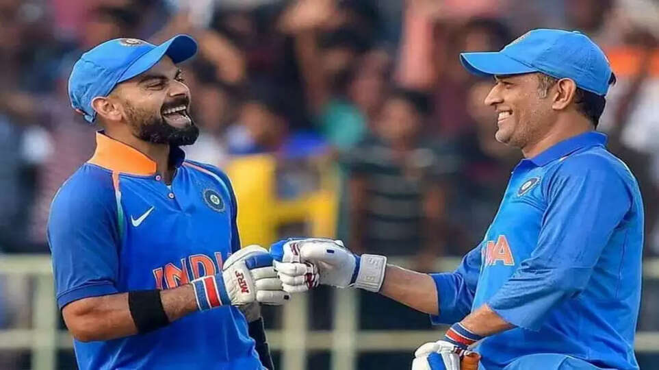 dhoni- kholi