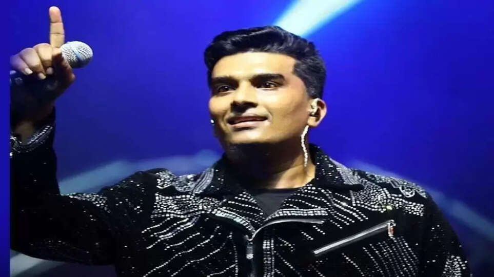 ஜான் ஜெபராஜ்க்கு எதிராக லுக் அவுட் நோட்டீஸ்